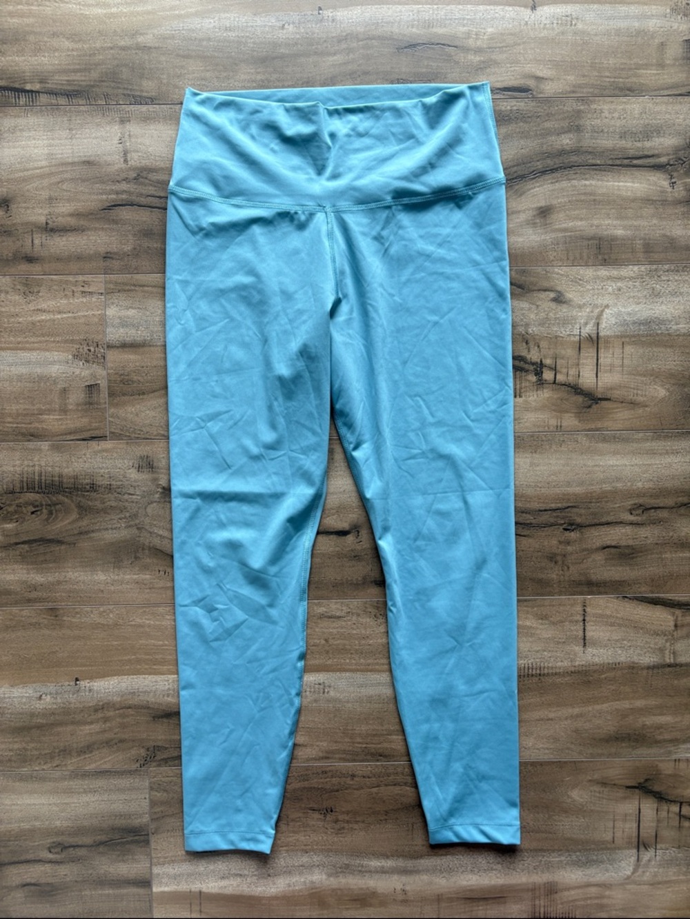 Nike Women’s Large Aqua High-Waist Leggings Size Large